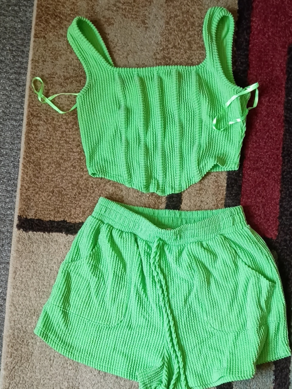 Love J Neon Green Ribbed Knit Crop - Tank Top & Shorts Size Medium